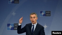 იენს სტოლტენბერგი