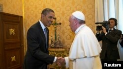 Annak idején Barack Obamával is beszélt az azonos neműek házasságáról Ferenc pápa a Vatikánban 2014. március 27-én