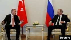 Ponovo zajedno: Tajip Erdogan i Vladimir Putin 