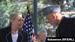 Хиллари Клинтон и Хамид Карзай, Кабул, 7 июля 2012 г. 