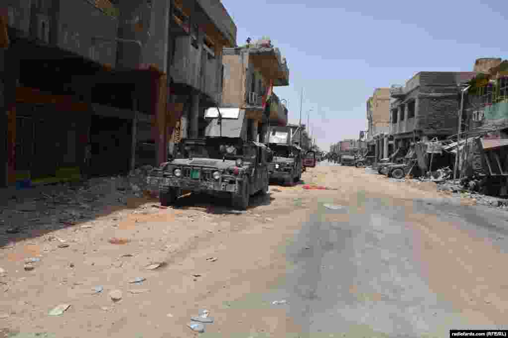 یحیی رسول،&nbsp;سخنگوی نیروهای مسلح عراق، گفته است ده&zwnj;ها تن از نفرات باقی&zwnj;مانده از گروه &laquo;داعش&raquo; طی روزهای گذشته، در جریان آخرین نبردها در غرب موصل، کشته شده&zwnj;اند. 