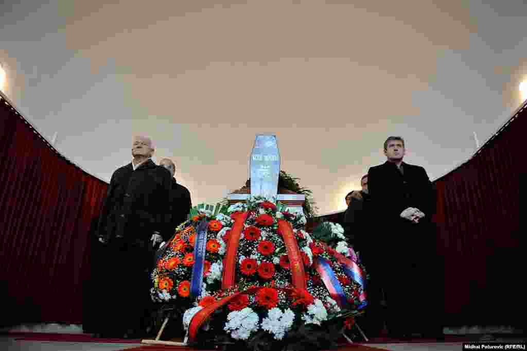 Bosnia and Herzegovina - Sarajevo - The funeral of Kemal Monteno in the Alley of the Greats at the Sarajevo cemetery Bare. During the rich career of singer released a total of 15 recordings, albums and the latest, 'What is life', came out two years ago. 2