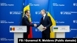 Прем'єр-міністр Молдови Василе Тофан і прем'єр-міністр України Сергій Корецький у Києві, 26 жовтня 2026 року 