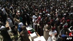 مراسم تدفین کشته شده گان مخالفان رژیم لیبیا