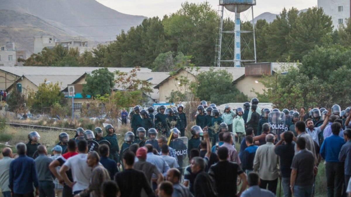 Protesting Workers Battered By Security Forces In Iran