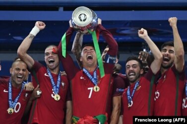 پرتغال و رونالدو با غلبه بر فرانسه فاتح جام ملت های اروپا شدند.