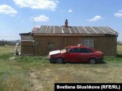 Дом Камар Досмаганбетовой. Астана, 24 июня 2014 года.