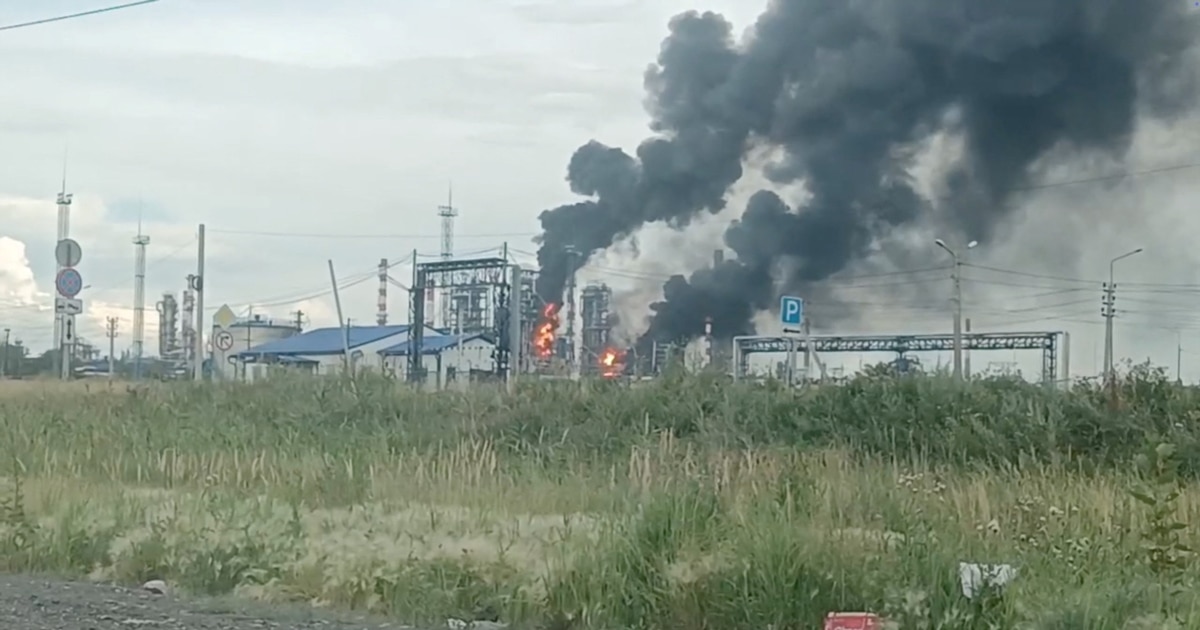 Ukrainian Drones Hit Omsk Oil Refinery For The First Time