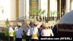 Türkmenistanyň ÝOJ-larynyň studentleri dabaraly çärede 