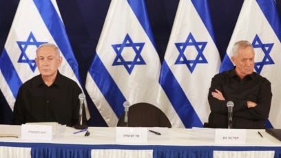 Министър председателят на Израел Бенямин Нетаняху разпусна шестчленния си военновременен