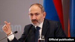 Armenia -- Prime Minister Nikol Pashinian holds a news conference in Kapan, January 25, 2020.