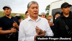 Almazbek Atambaev left the room when court proceedings started.
