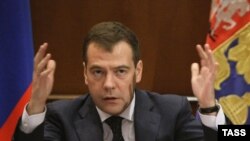 Russia President Dmitry Medvedev wants to make the ruble a reserve currency.