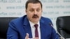 Депутат Деркач просить суд змусити МЗС видати ноту про втручання США у справи України