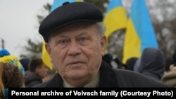 Петр Вольвач на проукраинском митинге в Крыму 26 февраля 2014 года