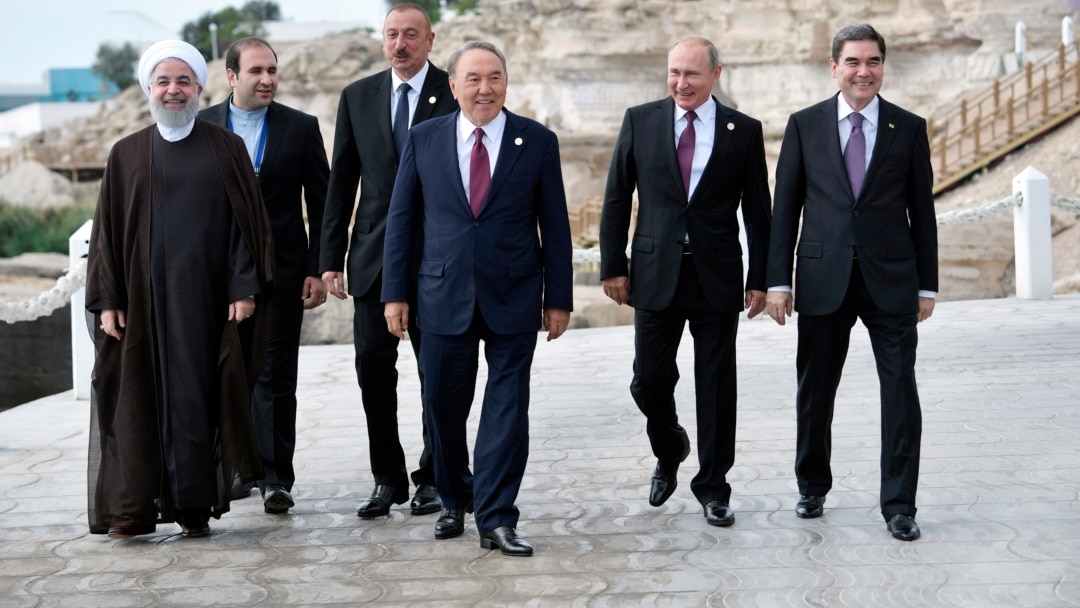 Желіде интимдік веб-камераларды қараңыз