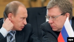 Prime Minister Vladimir Putin and Finance Minister Aleksei Kudrin.