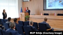 Ambasador SAD u Beogradu, Entoni Godfri u prostorijama Kriminalističko-policijskog univerziteta, 21. jul 2021. 