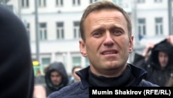 Алексей Навальный Мәскеудегі Сахаров алаңында