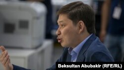 Former Prime Minister Sapar Isakov was one of those transferred. 