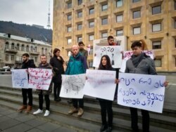 ახალგორიდან დევნილი ახალგაზრდების მანიფესტაცია თბილისში. 12 დეკემბერი, 2019.