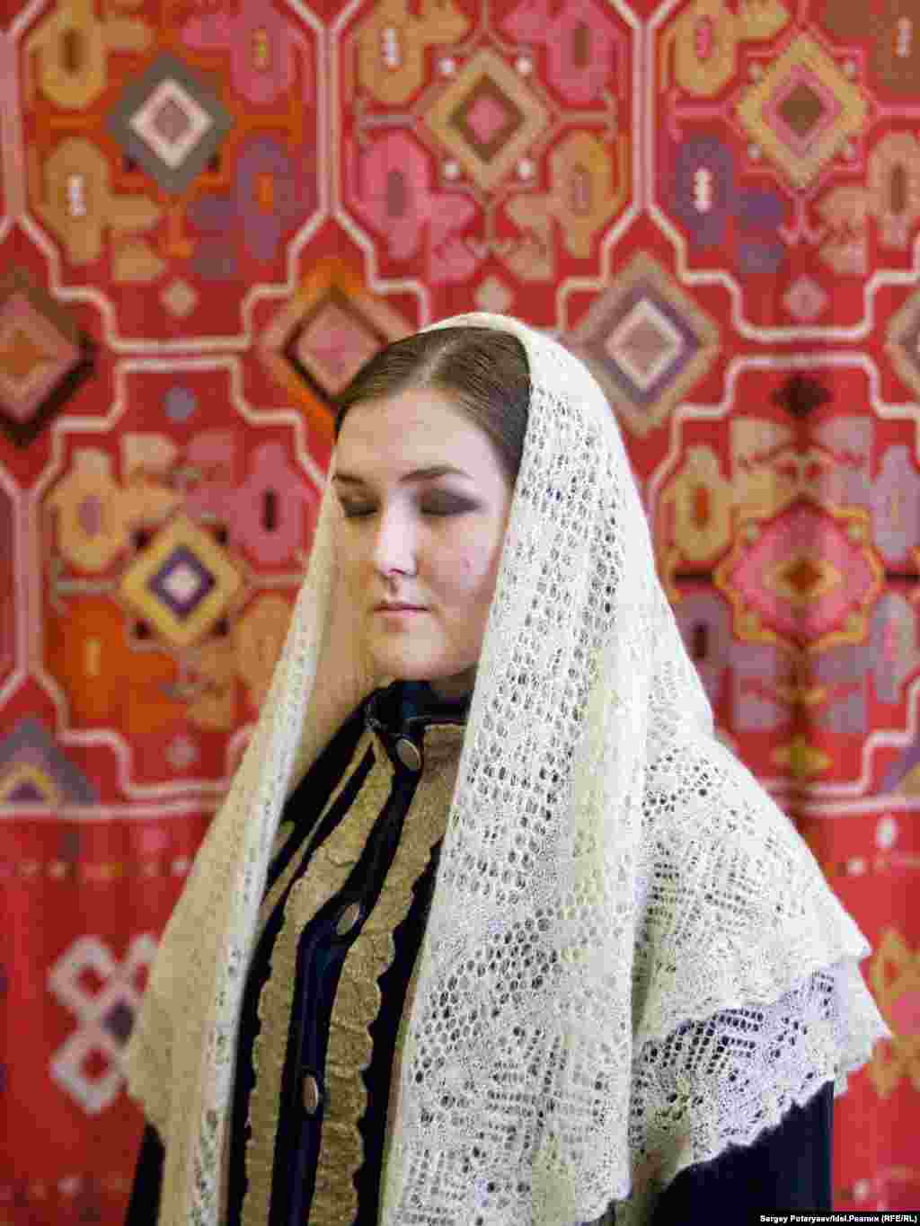 Zalina 23 years old, student "A Bashkir woman is first and foremost the keeper of the hearth, and if everything is as it should be, the family will be fine. I always want to go somewhere. I am linked with my people this way. We love freedom."