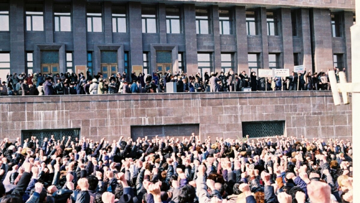 События 1990. Митинг в Баку 1989. Горбачев Баку. Митинг в Баку 1990.