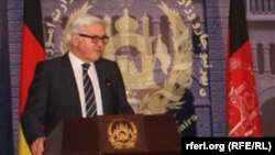 Министр иностранных дел Германии Франк-Вальтер Штайнмайер во время визита в Кабул, 9 февраля 2014