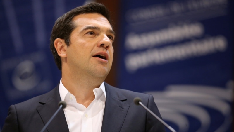 Ципрас: Нема влез во ЕУ и НАТО без промена на уставното име