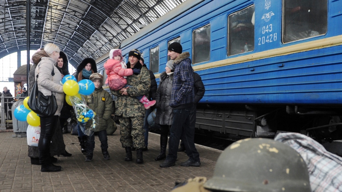 Men Return Completely Changed Ukraine Conflict Fueling Surge In Domestic Violence pic