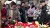 Ռուսաստանցիները հարգանքի տուրք են մատուցում Կեմերովոյում հրդեհի հետևանքով զոհվածների հիշատակին, 26-ը մարտի, 2018թ․