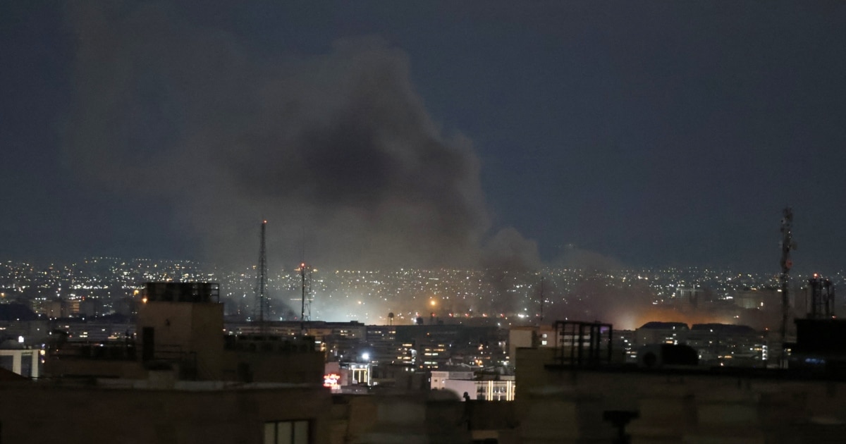 Pakistan Seeks To Host Peace Talks, But Iran War Shows No Signs Of Letup