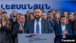 Armenia - Aleksan Aleksanian addresses a Strong Armenia rally in Yerevan.