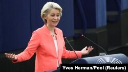 Presidentja e Komisionit Evropian, Ursula von der Leyen gjatë fjalimit pranë Parlamentit Evropian në Strasburg të Francës më 15 shtator 2021.