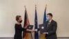 Посол Німеччини заявила, що залишається в Києві