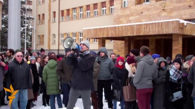 Заседание на студентски и професорски пленум пред Собрание