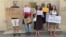 В Праге протестовали против дела в отношении журналиста Голунова / In Prague, protested against the case against the journalist Golunova