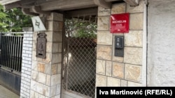Ulaz u restoran u beogradskom naselju Senjak u kojem se dogodilo ubistvo, 15. maj 2026.