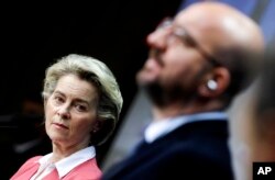 Ursula von der Leyen și Charles Michel