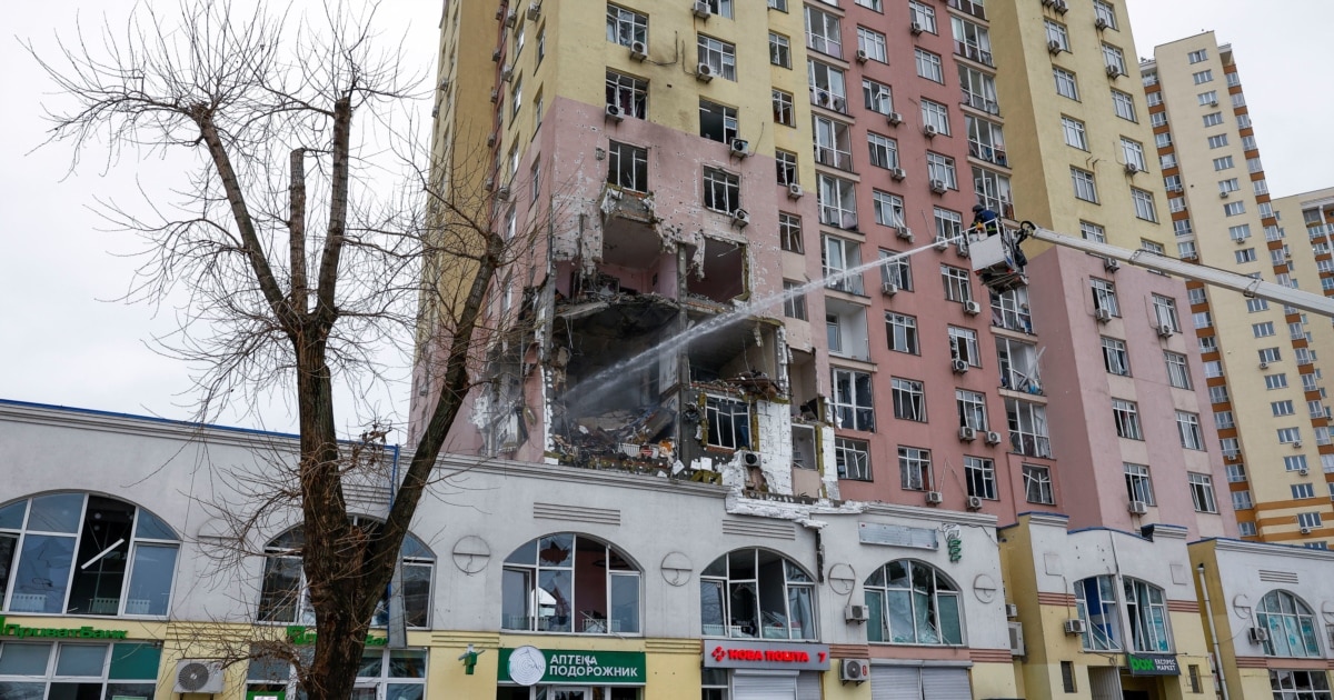 У Києві внаслідок обстрілу РФ пошкоджено корпус міністерства