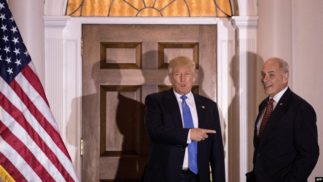 Trump prilikom susreta sa Kellyijem u New Yorku 20. novembra 2016.