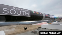 A Déli Áramlat gázvezeték első szakasza épül az oroszországi Anapa mellett 2012. december 7-én
