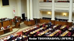 Парламент Грузии принял новый Избирательный кодекс. Авторы поправок заявляют, что постарались учесть все рекомендации местных и зарубежных экспертов