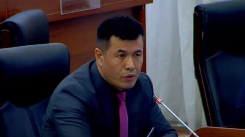 Депутат Бакиров: Өкмөт иштебей жатат, кымбаттоо чоң чыңалууга алып келет