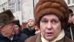 Жыхары кварталу ў Гомлі пратэстуюць супраць новага дома ў іх двары