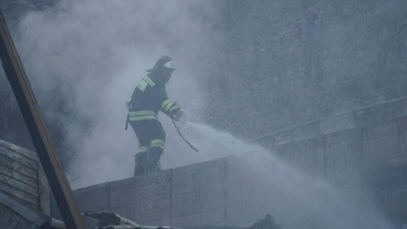 В Севастополе эвакуировали больше 25 человек из-за пожара в доме