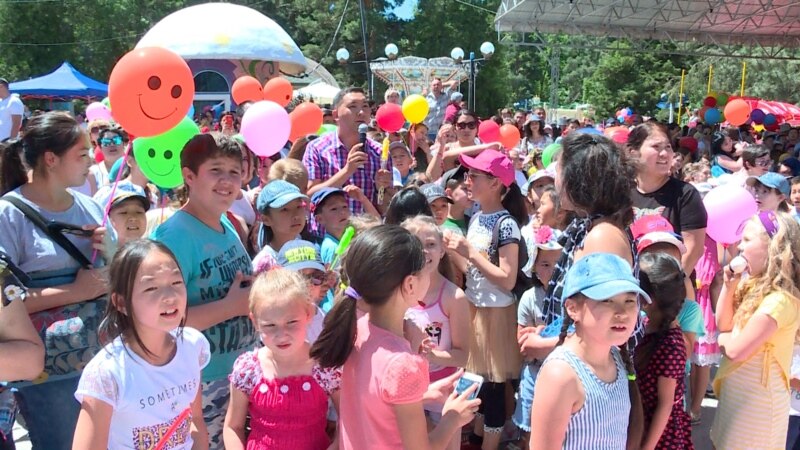 Бишкекте балмуздак фестивалы өтүп жатат 