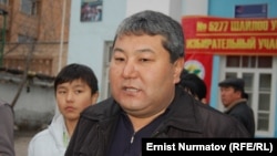 Уволенный мэр Оша Мелис Мырзакматов во время местных выборов. Ош, 4 марта 2012 года.
