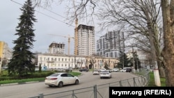 Строительство нового жилищного массива на месте ликвидированного винзавода «Дионис» в Симферополе у Куйбышевского кольца. Апрель 2026 года