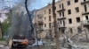 Увечері 25 травня сили РФ скинули по центру Краматорська дві авіабомби. За даними місцевої влади, постраждали 11 людей